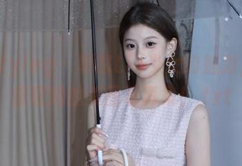 beautyleg - 领略Lia少女的魅力，免费获取她的美图写真集！.txt