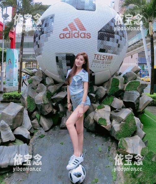 beautyleg - 每一幅Vevi学姐的套图合集都是一场视觉盛宴，浸润了无数摄影爱好者的心.txt