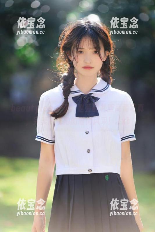 beautyleg - 看！赵芸的礼服高清写真，完美展现她的时尚风采！.txt