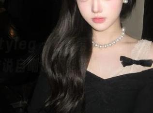 beautyleg - 看黄苇萱最新泳衣原图，谁说自嘲也不能妩媚动人？.txt