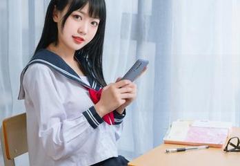 融入lovely呆玄的课后教室写真图包，享受校园生活的柔软时光.txt