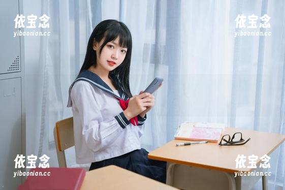 融入lovely呆玄的课后教室写真图包，享受校园生活的柔软时光.txt