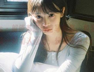 pans - 解锁苏琪清纯写真集，免费下载每一帧动人画面，快来体验.txt