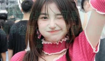 pans - 在线体验锐锐可爱写真风格，精致图片细节让每一份温柔都在你的心中荡漾。.txt
