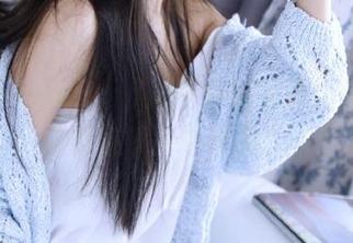 探索wuyo(우요)最新白裙写真，轻盈与梦幻在镜头中交织.txt