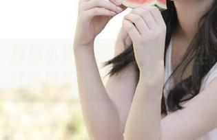 丽柜 - 探秘小爽的网盘写真馆：尘浸丝莲打造属于你的唯美梦境.txt