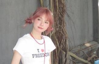 丽柜 - 心心的兔子互动图包：每一帧都是爱的语言，专属合集让你感受不一样的温暖！.txt