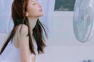 丽柜 - 学妹写真原图大赏：悠悠带你走入童话般的青春世界.txt