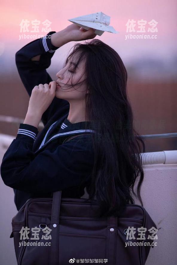 丽柜 - 在家也能如此美丽：由美的高清居家套图带来生活灵感.txt