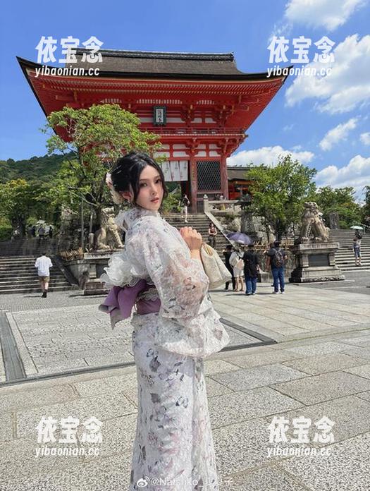 你夏夏 透过高清镜头,揭开你夏夏女王写真图包的神秘面纱,捕捉那一瞬间的无与伦比之美!.txt