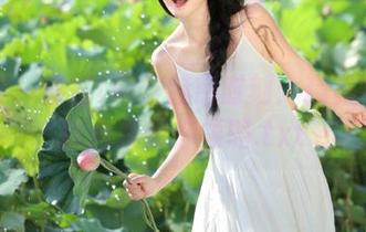 微密圈 - 俏妞t黑丝魅惑时刻：精美写真套图合集带你领略.txt