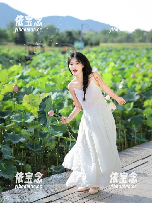 微密圈 - 俏妞t黑丝魅惑时刻：精美写真套图合集带你领略.txt