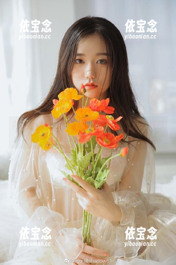 克拉女神 - 凌雪的美图资源大公开：棉袜写真带来的灵感.txt