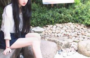 克拉女神 - 超级可爱！全新周迪写真最新图片，快来看看她的魅力吧！.txt