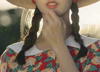 克拉女神 - 免费共享嘉萌泳衣原图，代价是你的眼睛和微笑！.txt