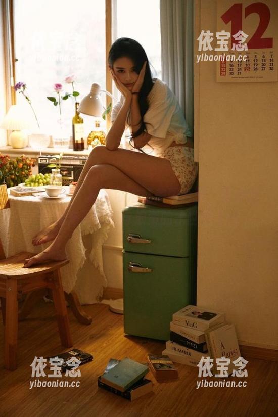 克拉女神 - 苏可可浴缸美图合集，带你进入她充满幻想与浪漫的水世界.txt