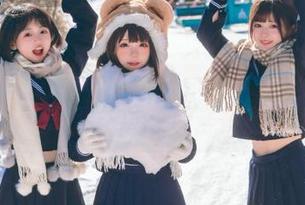 克拉女神 - 静宜灰丝写真原图下载，一场调侃与美丽交织的亲密接触！.txt