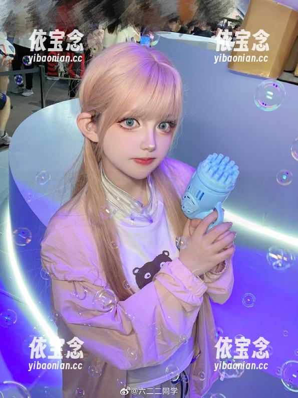 六二二同学w清凉泳装写真，夏日福利尽在其中.txt