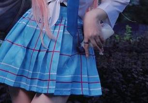 只是简言的《神都夜行录山鬼》写真集：带你体验不一样的艺术资源旅程！.txt