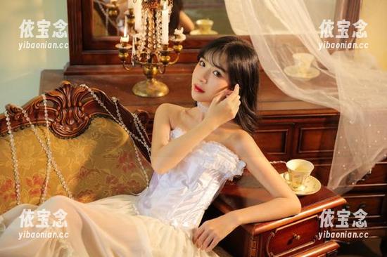 免费入手！喵糖映画黑袜死库水精美照片，轻松法国文艺范儿的生活日常！.txt