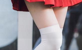 嗲囡囡 - 不容错过的福利！露露小喵镂空写真，瞬间点燃你的视觉享受.txt