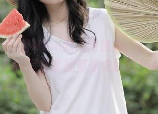 享受奈汐酱Nice的无限魅力，21号自拍本-007写真套图等你来收藏！.txt