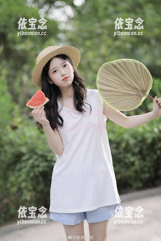 享受奈汐酱Nice的无限魅力，21号自拍本-007写真套图等你来收藏！.txt