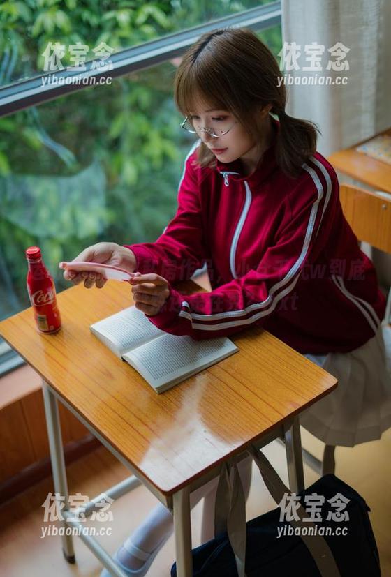 运动感满满的私房作品，小仓千代w到底是在锻炼还是在秀？.txt