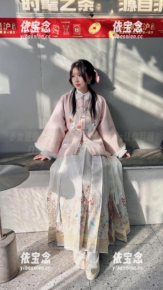 小女巫露娜的长腿魔力，精选cos让你目瞪口呆，腿控绝对不能错过！.txt