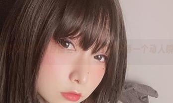 小泉学姐吖涞觅写真原图特辑，记录她的每一个动人瞬间.txt