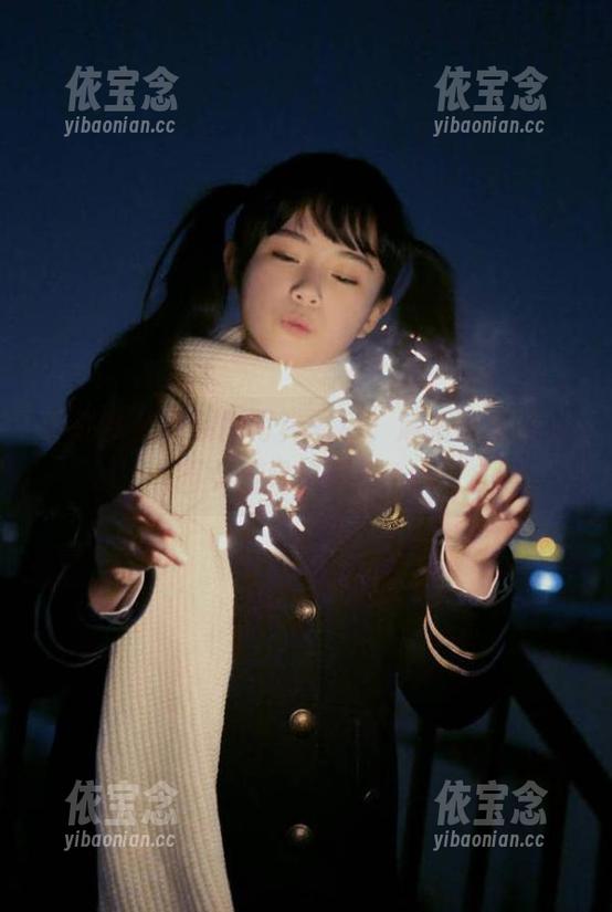 小瑶幺幺水手服写真图包，清新可爱的校园女孩风格聚焦.txt