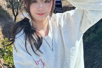 微密圈 - 从未见过的风格：小萌子内衣作品套图，解锁新视界.txt