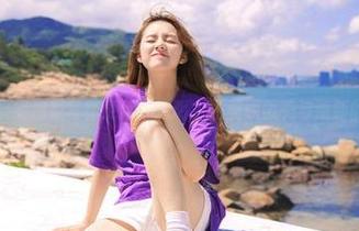 尤果网 - 笑笑独家写真更新，透明主题展现柔美与清新的结合.txt