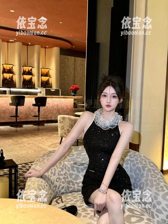 尤果网 - 浴室中的赵伊彤：探索她的图包资源，谁还敢说浴室不美？.txt