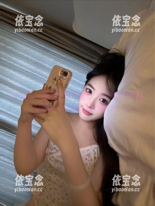 尤果网 - 雯雯的写真之旅：女孩图包带你走进青春的多彩瞬间.txt