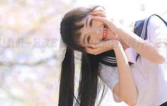 尤果网 - 让我们一起欣赏黛斯羽的私拍自拍图片，感受她的魅力与自信！.txt