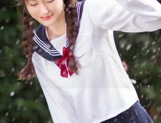 尤蜜荟 - 想要拥有允尔学姐的绝美写真？快来网盘下载，精彩不可错过！.txt