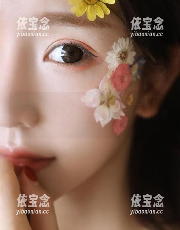尤蜜荟 - 倾情推荐观看谭小灵自拍写真，让她的独特视角和艺术表达触动你的心灵。.txt