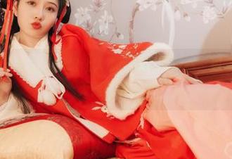 年年Nnian与叶红：一组让人心醉的写真套图，追寻摄影之美的无限可能.txt