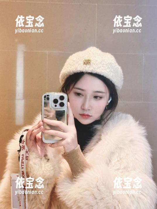 年年Nnian 爱丽丝仙境图集上线,年年Nnian为你带来福利满满的视觉盛宴.txt