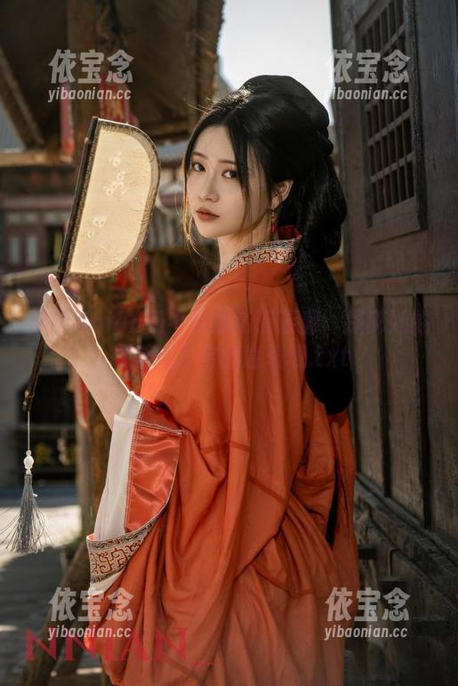年年Nnian奶牛在线高清画廊：探秘她的摄影技巧与创意表现.txt