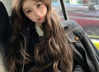 推女神 - 可蕊娜女仆美图合集：在缤纷色彩中发现不一样的你.txt