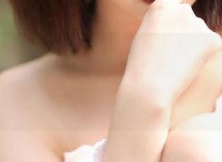 推女神 - 岑苑之barbiebaby浴缸写真合集：绝美壁纸让你在家也能享受放松时光.txt