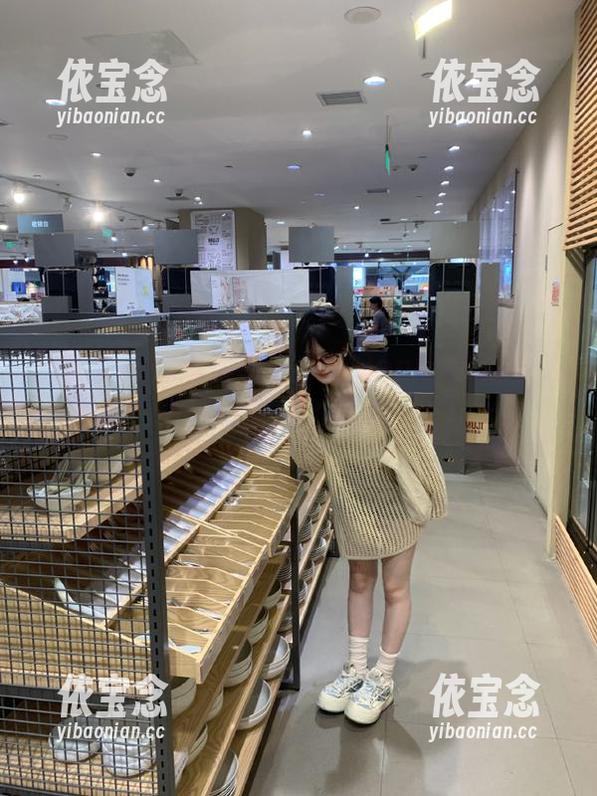 推女神 - 深度解析汪佩妮Penny学妹写真资源，个性与时尚的完美结合！.txt