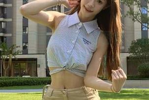 推女神 - 赵伊彤女仆写真图包，萌翻全场的绝佳选择！.txt