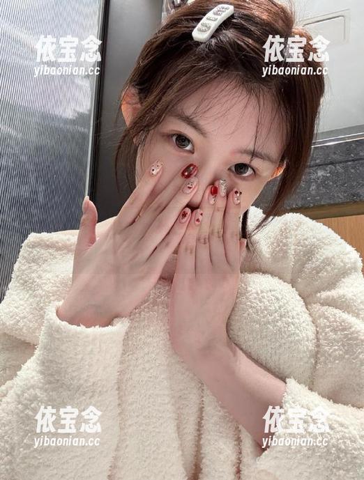 星颜社 - 双人写真福利图集—李柯颖带你走进梦幻的视觉世界.txt