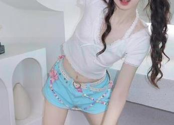 微密圈 - 绝美婚纱写真资源，林子喵Lynne为你呈现最迷人的魅力风采！.txt