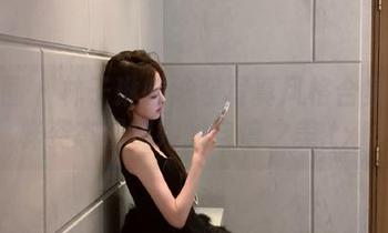微密圈 - 林子琳喵泳装写真风格合集：多样姿态捕捉她的自信之美.txt