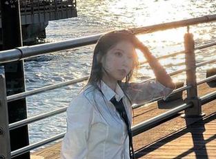 当果咩酱w遇上叛逆修女，私房美图变身为天使与恶魔的完美对决！.txt