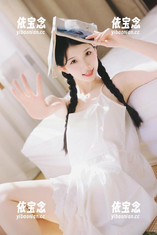 果团网 - 何梦兮Stacy红裙高清图册：展现梦幻般的美丽与魅力.txt
